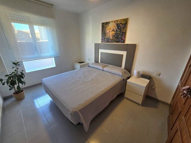 Piso de 3 habitaciones en Alicante / Alacant ciudad en alquiler con piscina - 1.100 € (Ref: 10071802)