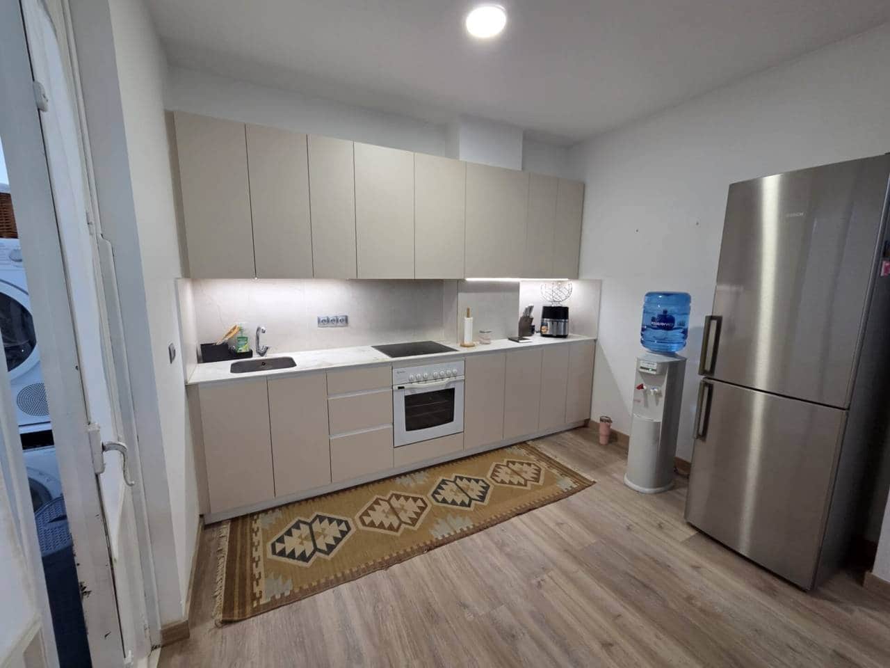 2 slaapkamer Appartement te huur in Alicante stad - € 650 (Ref: 10071803)