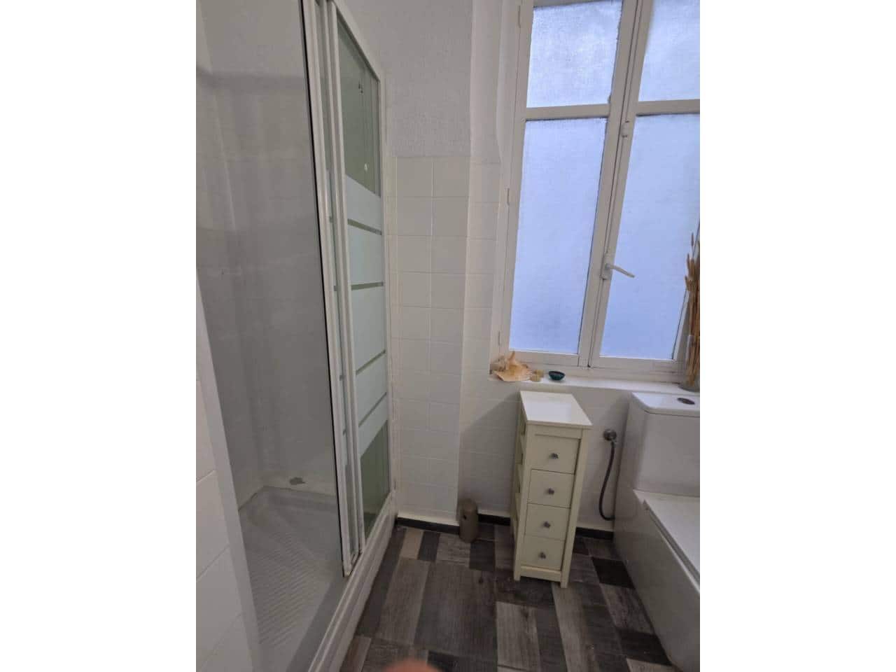 2 slaapkamer Appartement te huur in Alicante stad - € 650 (Ref: 10071803)
