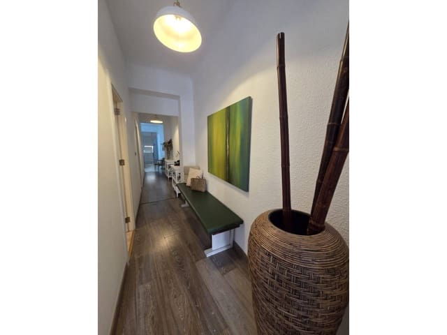 2 slaapkamer Appartement te huur in Alicante stad - € 650 (Ref: 10071803)