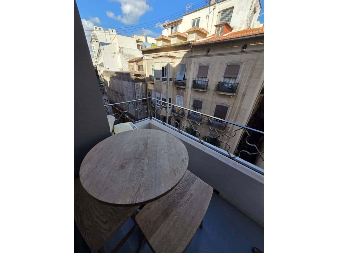 2 slaapkamer Appartement te huur in Alicante stad - € 650 (Ref: 10071803)