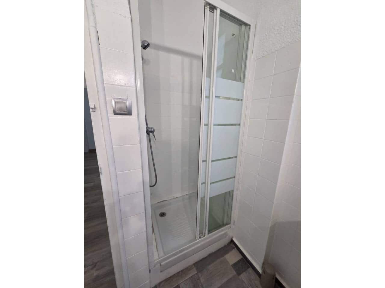 2 slaapkamer Appartement te huur in Alicante stad - € 650 (Ref: 10071803)