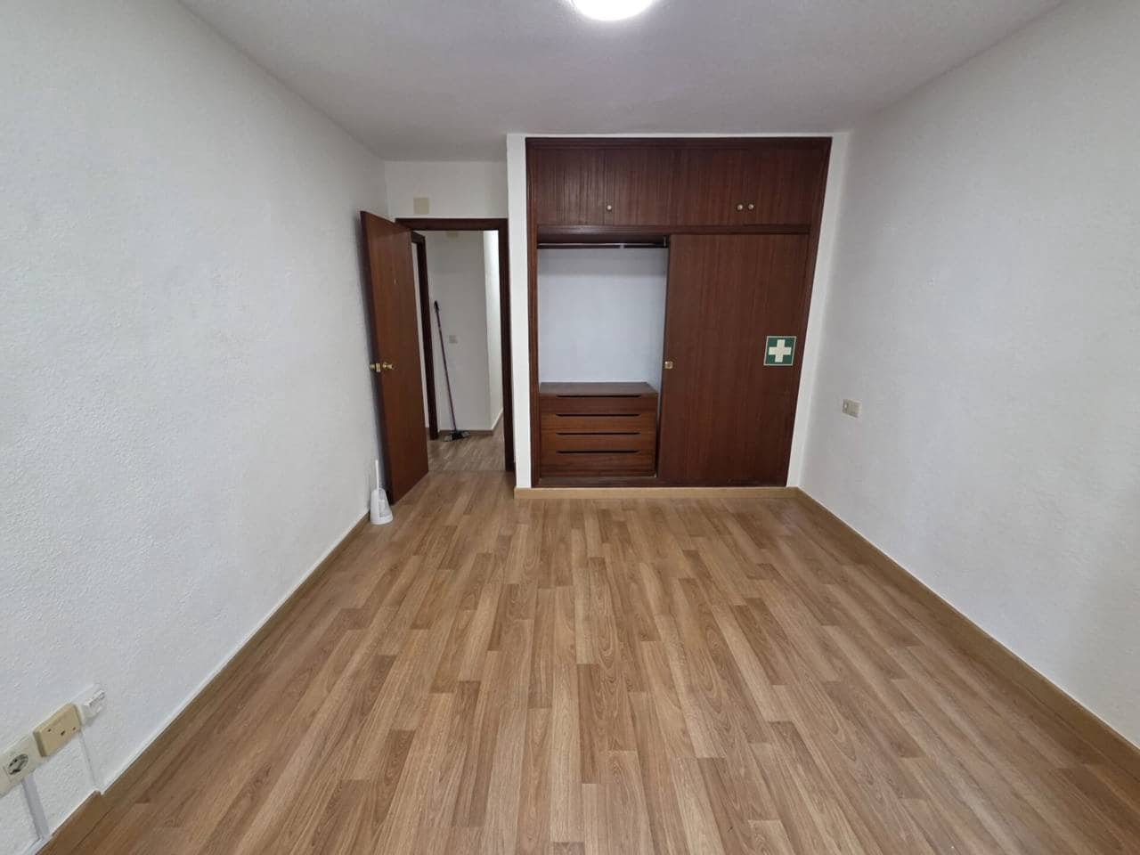 4 camera da letto Appartamento da affittare in Alicante citta - 1.500 € (Rif: 10135532)