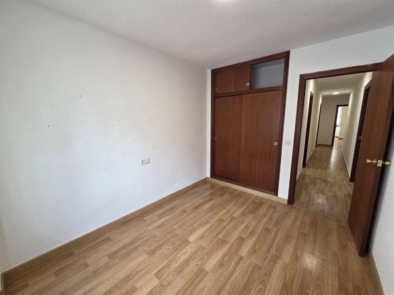 4 camera da letto Appartamento da affittare in Alicante citta - 1.500 € (Rif: 10135532)