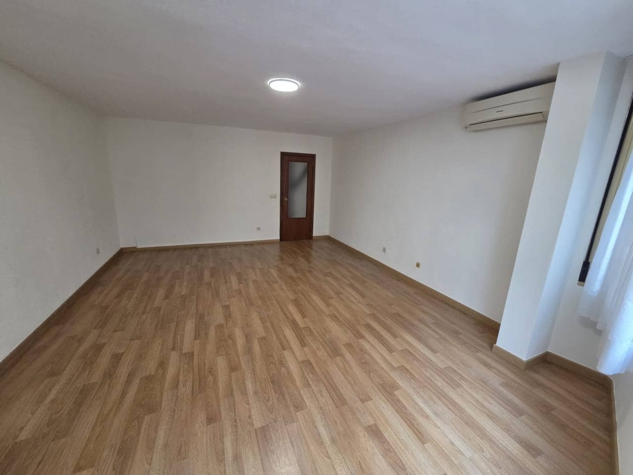 4 camera da letto Appartamento da affittare in Alicante citta - 1.500 € (Rif: 10135532)