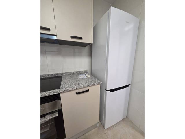 4 camera da letto Appartamento da affittare in Alicante città - 1.500 € (Rif: 10135532)