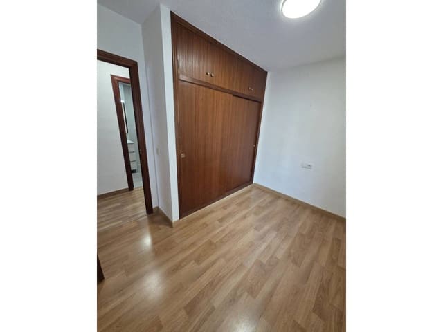 4 camera da letto Appartamento da affittare in Alicante città - 1.500 € (Rif: 10135532)