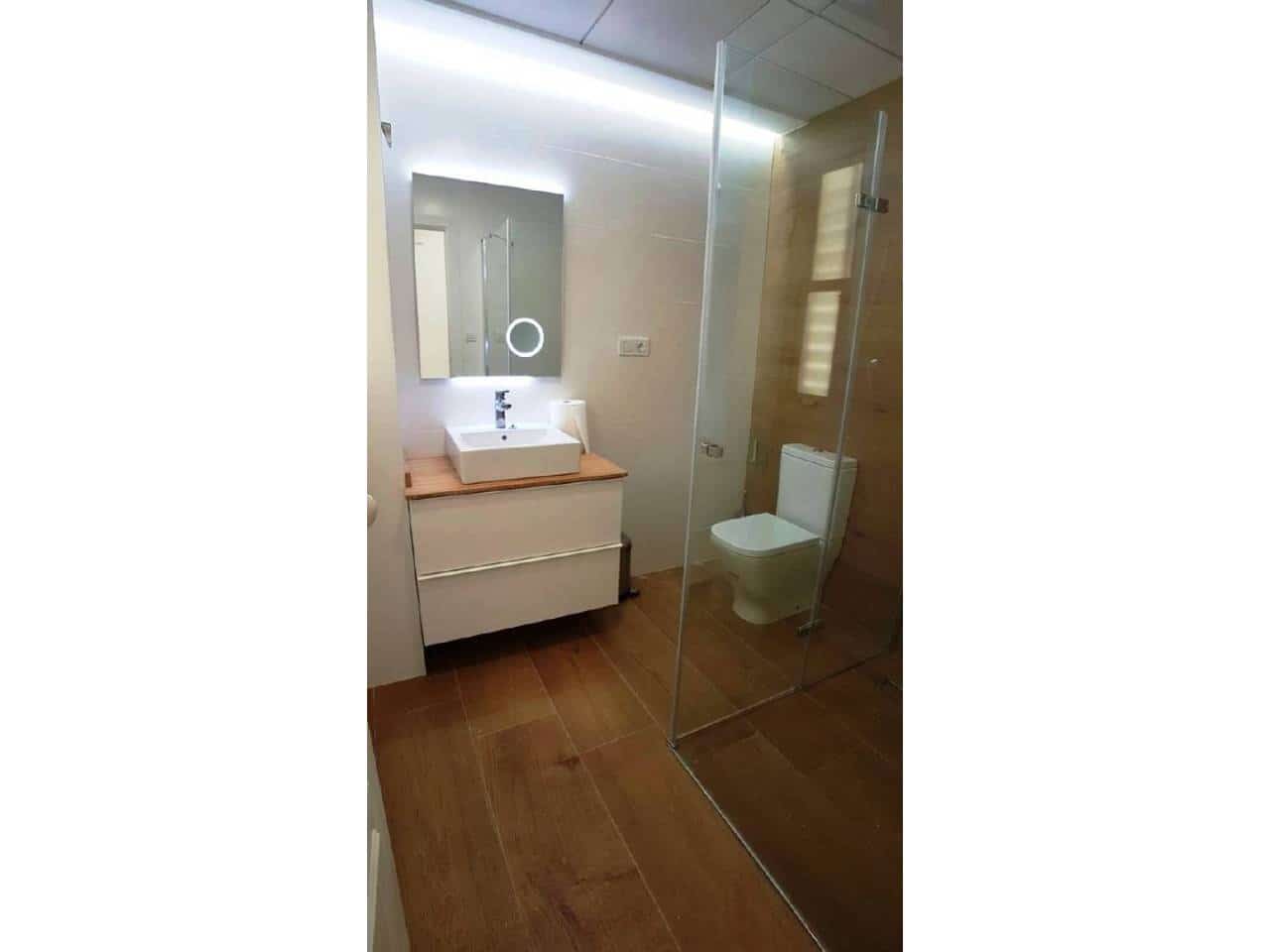 2 sovrum Takvåning att hyra i Alicante stad - 750 € (Ref: 4307074)