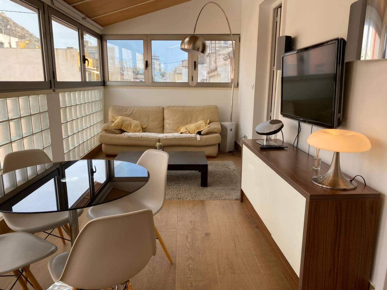 2 sovrum Takvåning att hyra i Alicante stad - 750 € (Ref: 4307074)