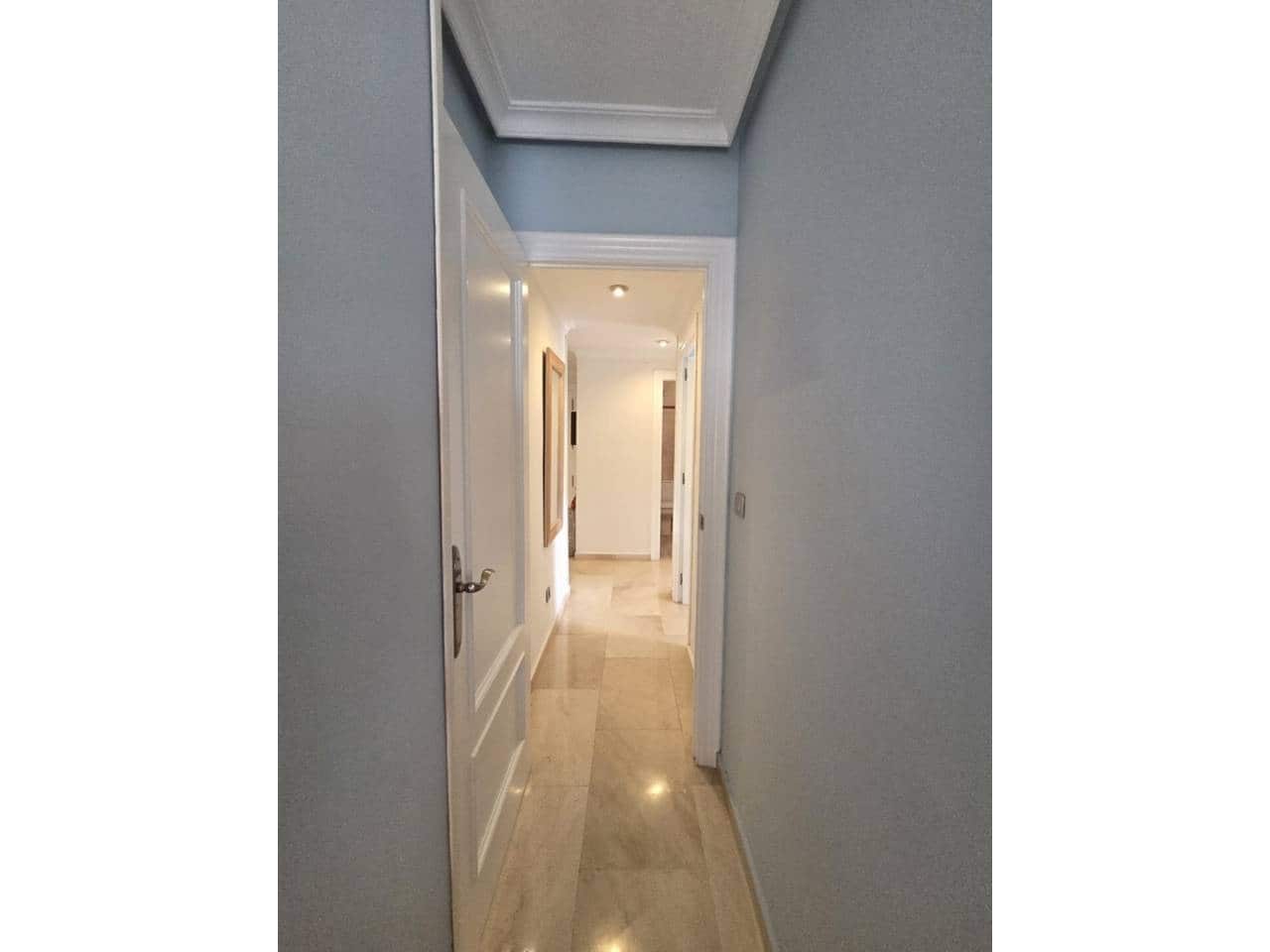 4 bedroom Flat for rent in Playa de San Juan with pool garage - € 2,000 (Ref: 4310153)