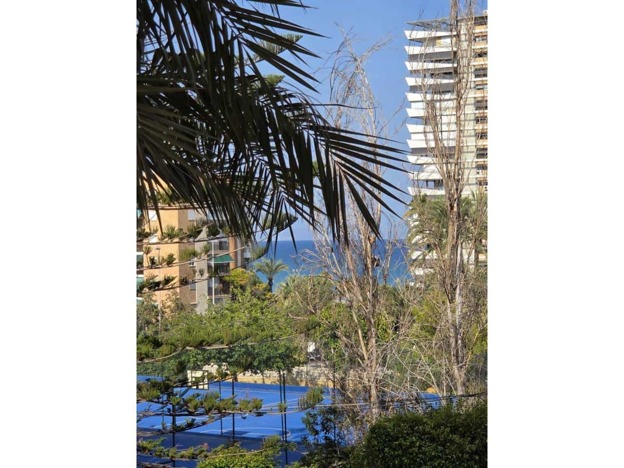 4 bedroom Flat for rent in Playa de San Juan with pool garage - € 2,000 (Ref: 4310153)