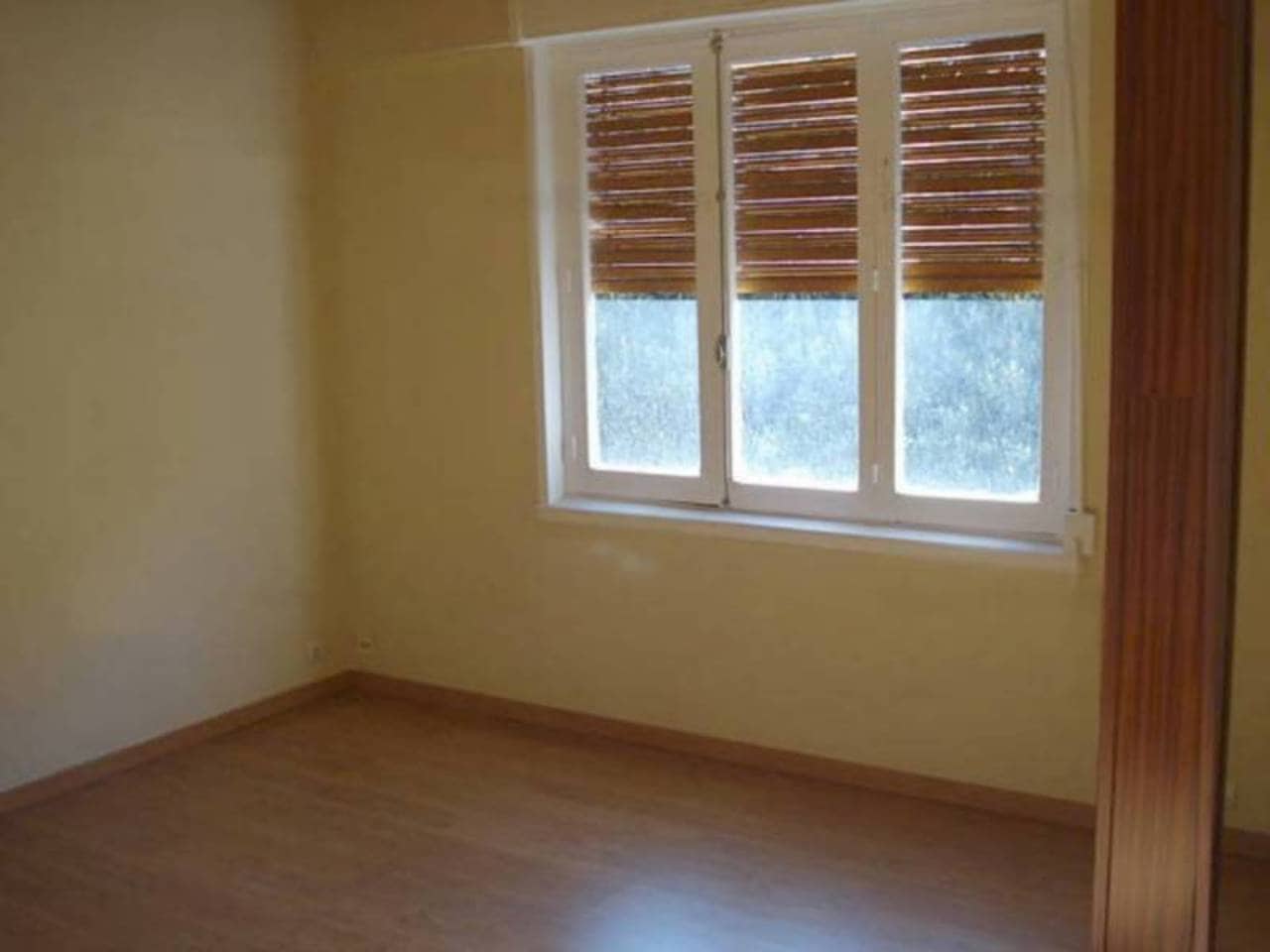 7 bedroom Flat for sale in Alicante / Alacant city - € 390,000 (Ref: 4312692)