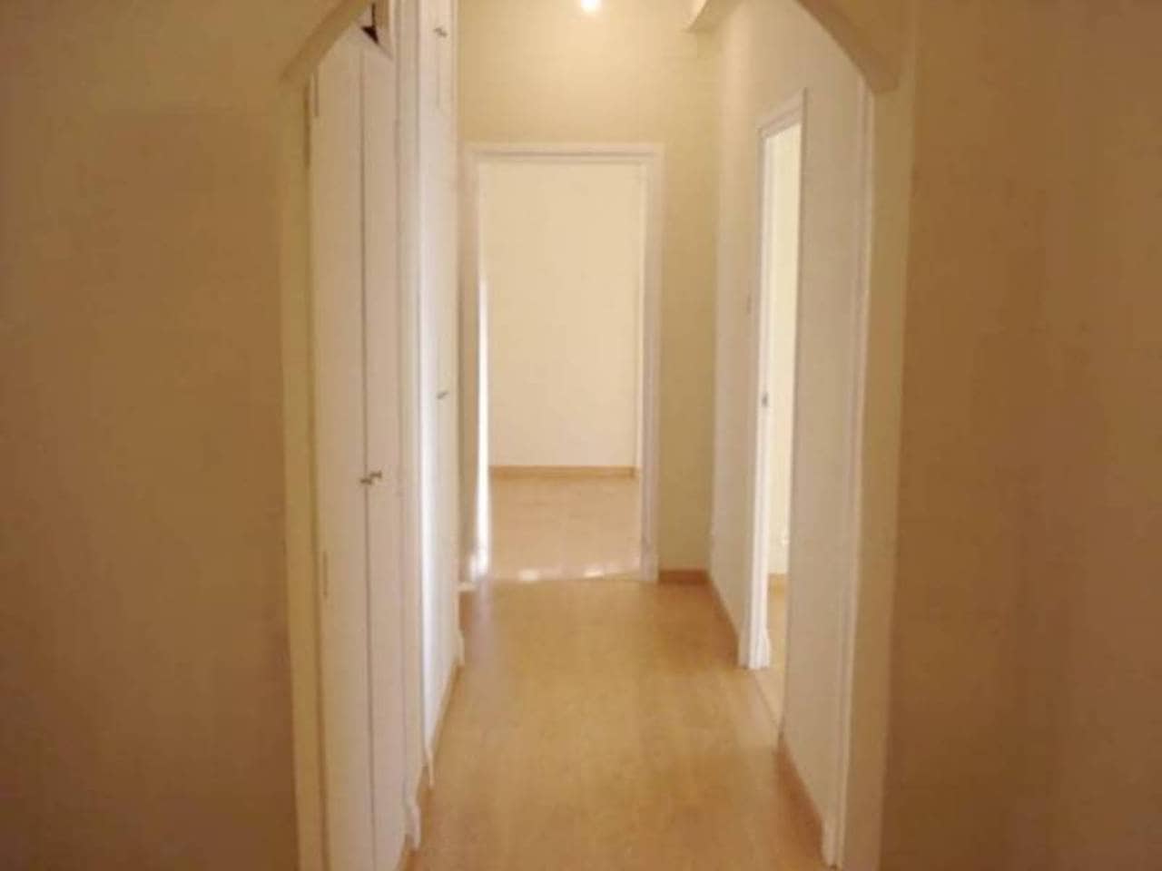 7 bedroom Flat for sale in Alicante / Alacant city - € 390,000 (Ref: 4312692)