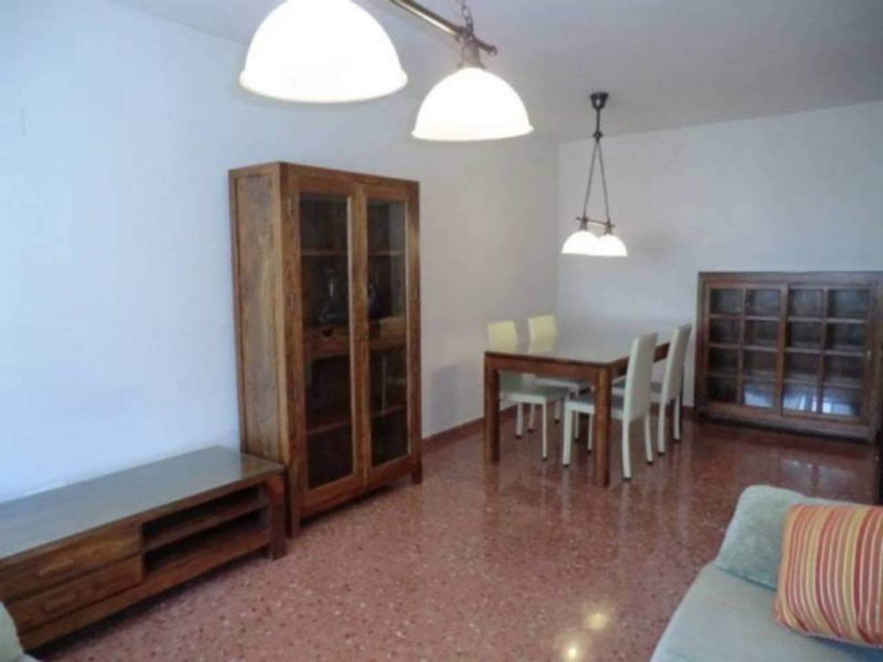 3 makuuhuone Asunto vuokrattavana paikassa Alicante kaupunki mukana 
autotalli - 1 000 € (Ref: 4616850)