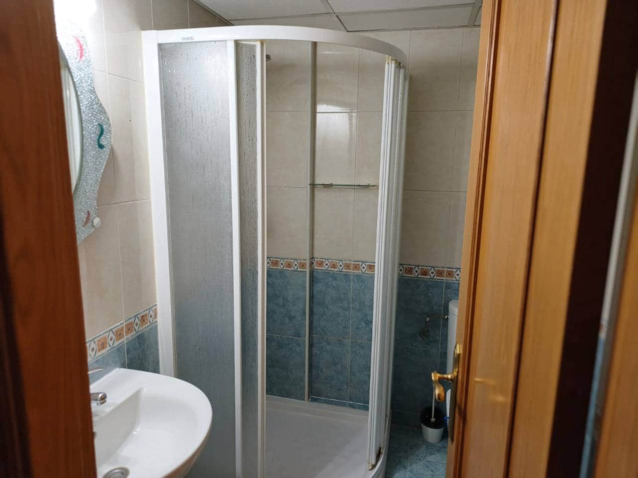 3 soveværelse Lejlighed til leje i Alicante by med garage - € 990 (Ref: 4616850)