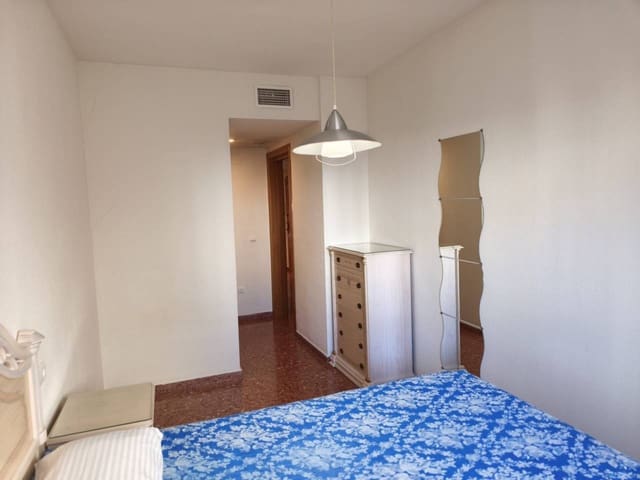 3 sovrum Lägenhet att hyra i Alicante stad med garage - 990 € (Ref: 4616850)