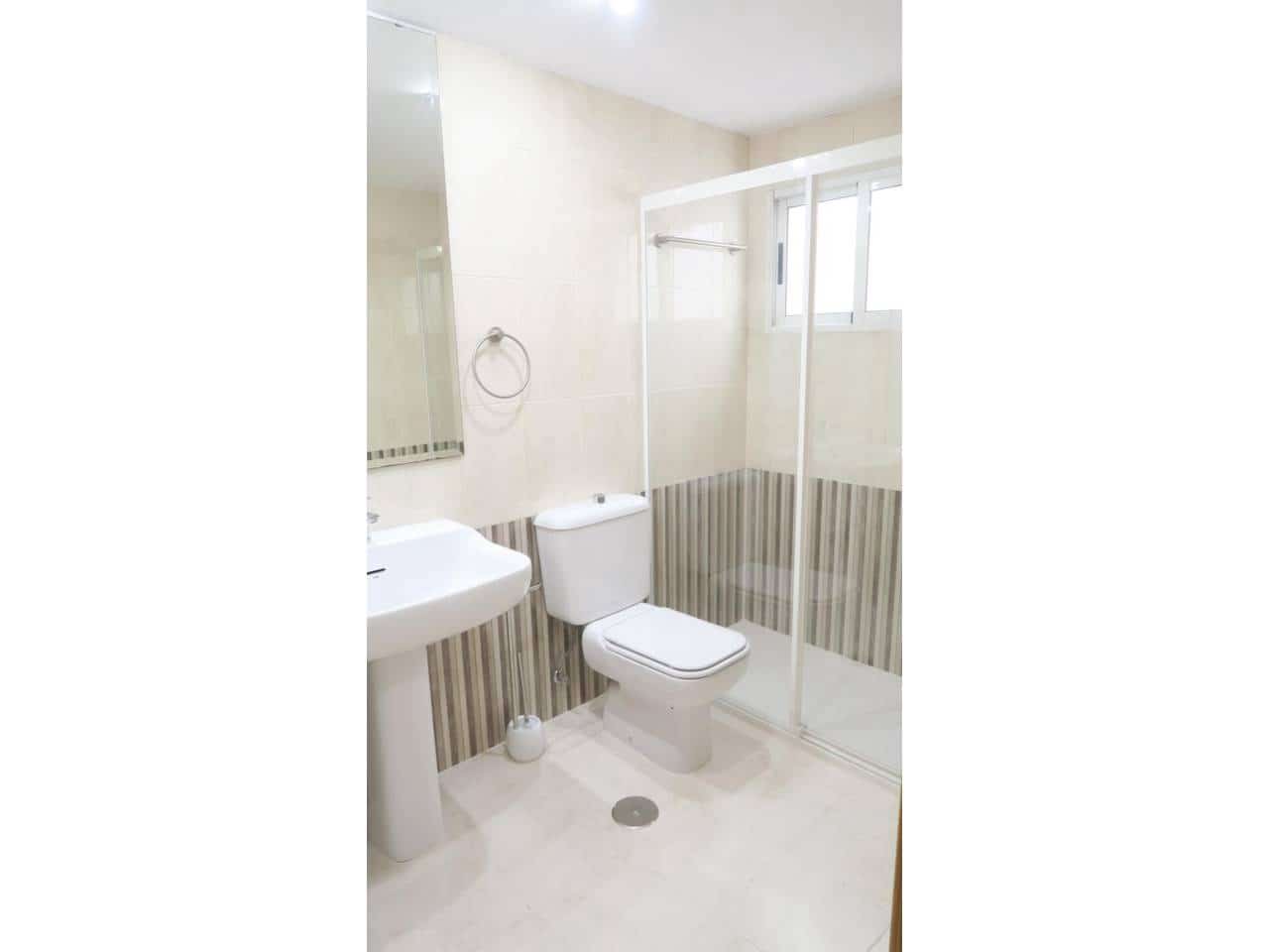 3 camera da letto Appartamento da affittare in Alicante citta - 1.200 € (Rif: 4669798)