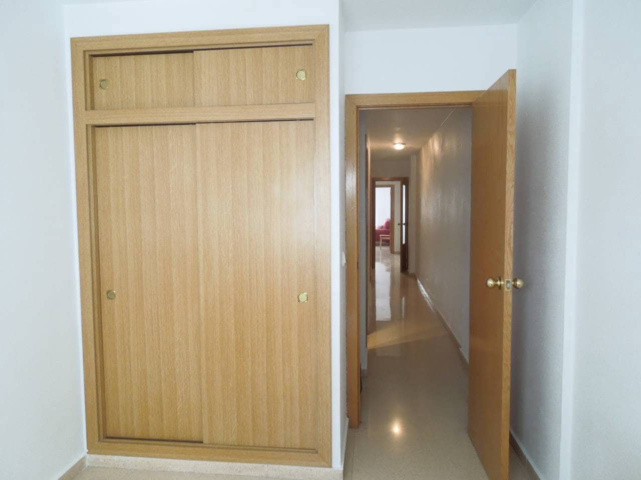 3 camera da letto Appartamento da affittare in Alicante citta - 1.200 € (Rif: 4669798)