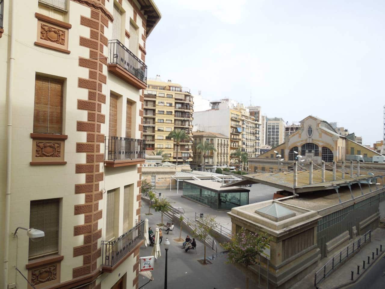 3 camera da letto Appartamento da affittare in Alicante citta - 1.200 € (Rif: 4669798)