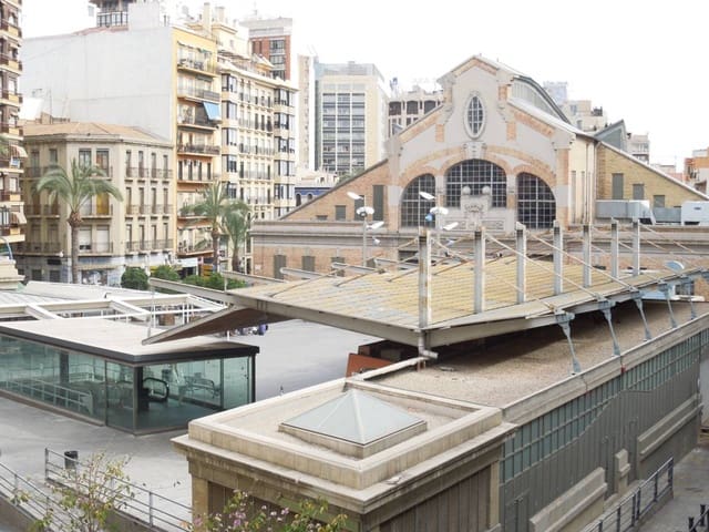 3 camera da letto Appartamento da affittare in Alicante città - 1.200 € (Rif: 4669798)