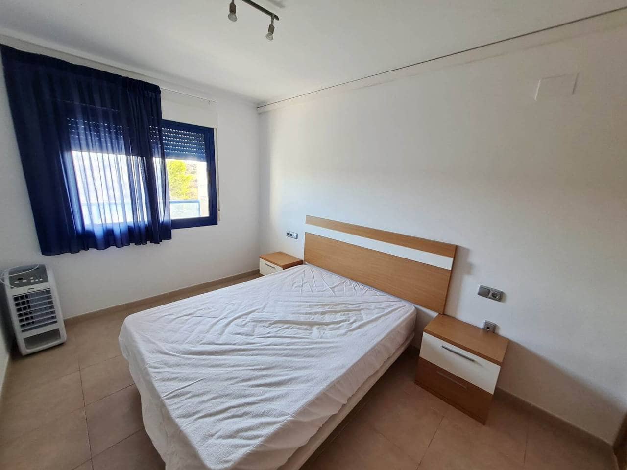 Piso de 2 habitaciones en Alicante / Alacant ciudad en alquiler con piscina garaje - 1.100 € (Ref: 4678319)