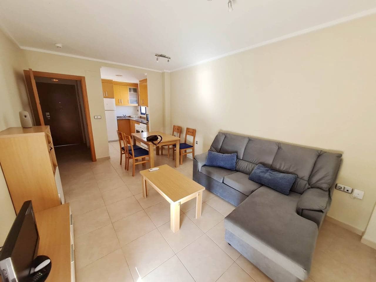 Piso de 2 habitaciones en Alicante / Alacant ciudad en alquiler con piscina garaje - 1.100 € (Ref: 4678319)