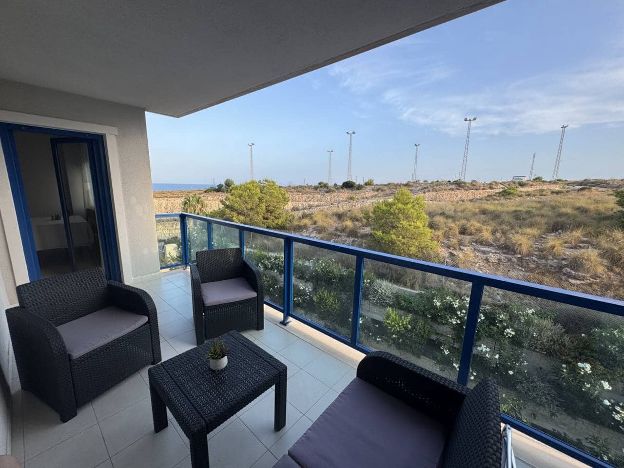Piso de 2 habitaciones en Alicante / Alacant ciudad en alquiler con piscina garaje - 1.100 € (Ref: 4678319)