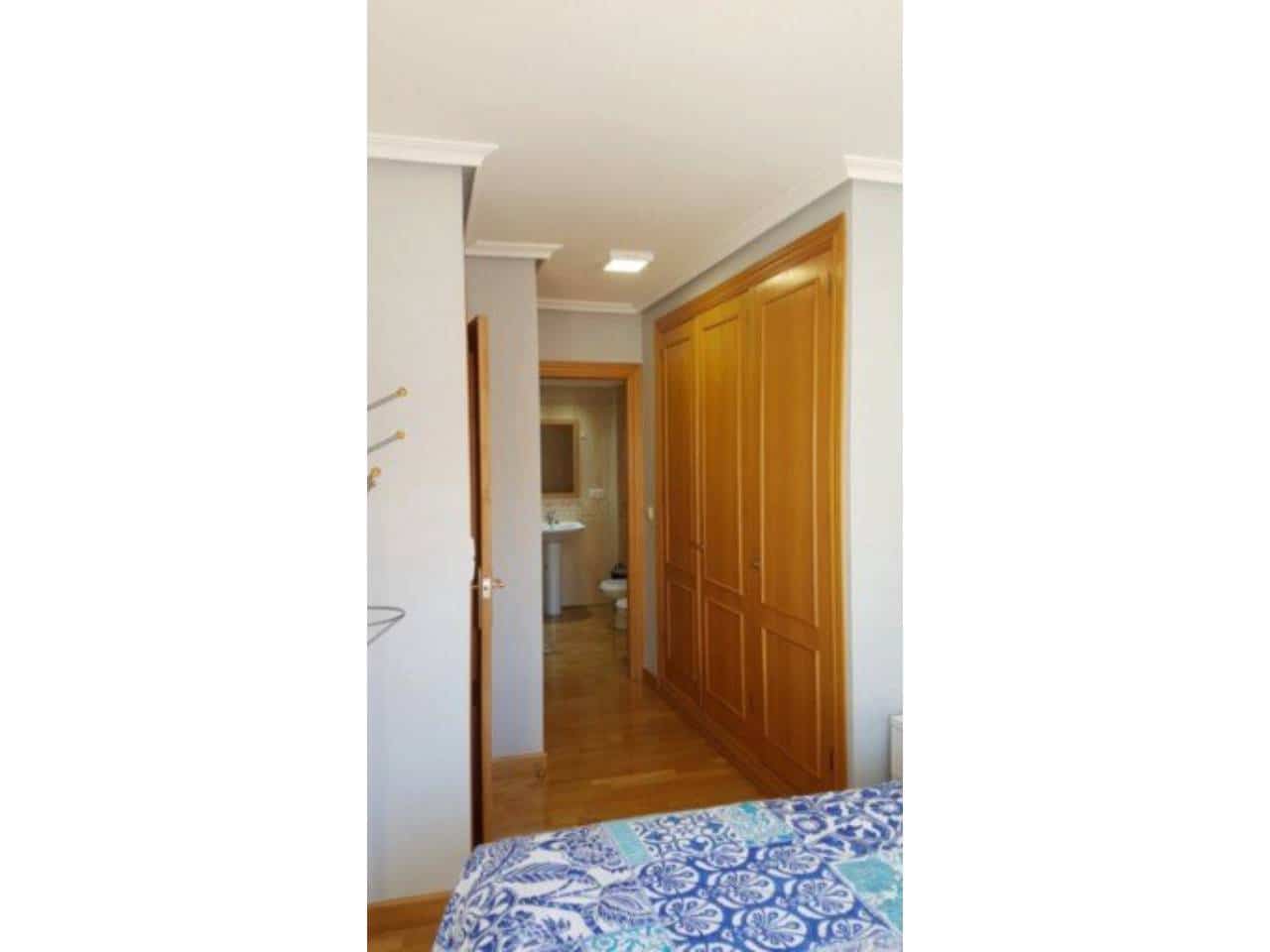 2 soveværelse Lejlighed til leje i Alicante by - € 1.100 (Ref: 4708230)