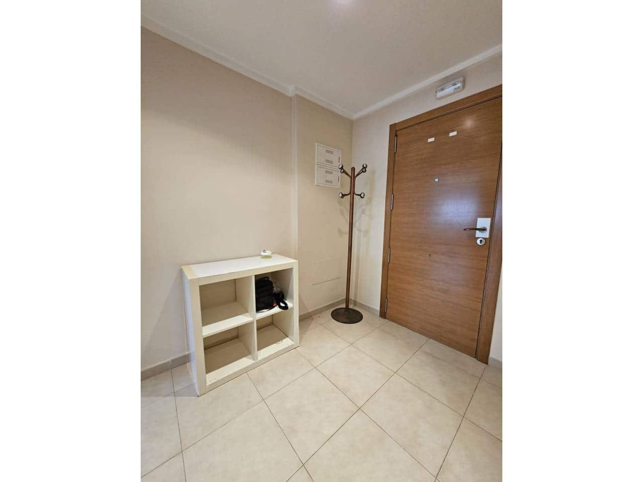 2 soveværelse Lejlighed til leje i Alicante by med swimmingpool garage - € 900 (Ref: 4732830)