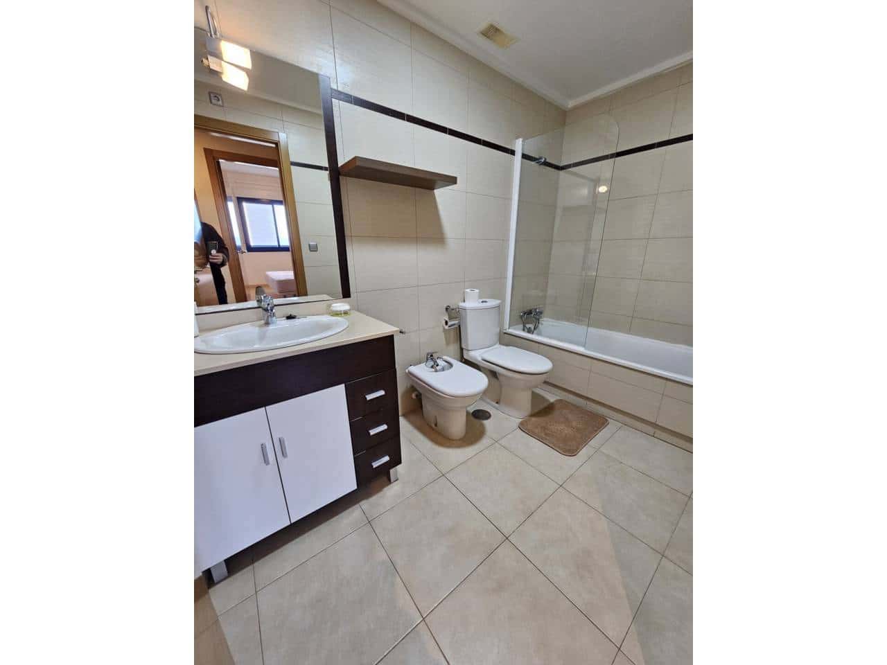 2 soveværelse Lejlighed til leje i Alicante by med swimmingpool garage - € 900 (Ref: 4732830)