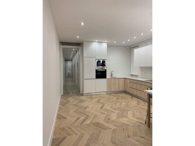 3 camera da letto Appartamento da affittare in Alicante città - 2.300 € (Rif: 4739393)