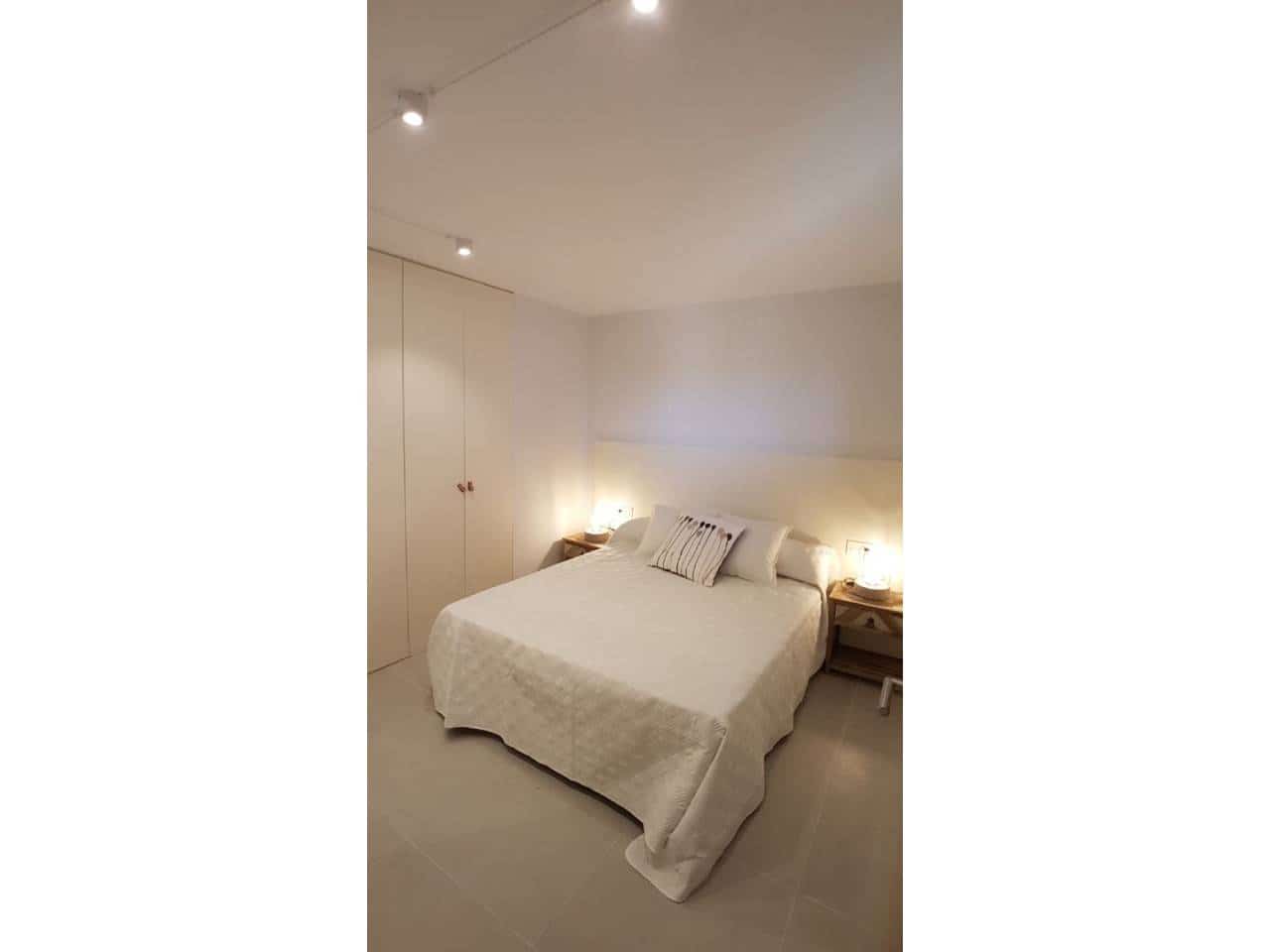 1 makuuhuone Asunto vuokrattavana paikassa Alicante kaupunki mukana uima-altaan 
autotalli - 950 € (Ref: 4763508)