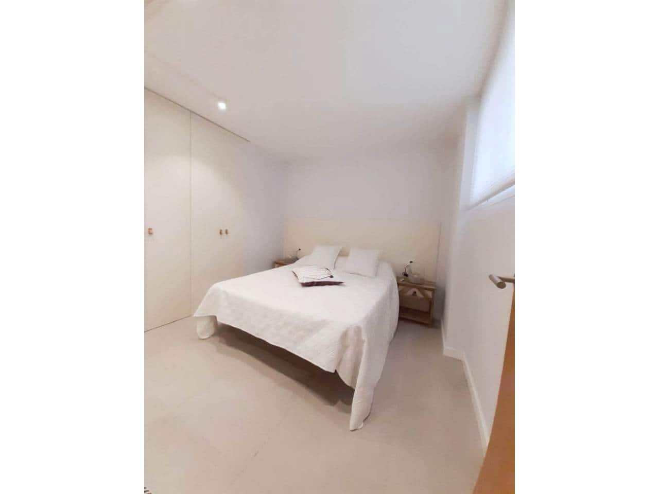 1 makuuhuone Asunto vuokrattavana paikassa Alicante kaupunki mukana uima-altaan 
autotalli - 950 € (Ref: 4763508)