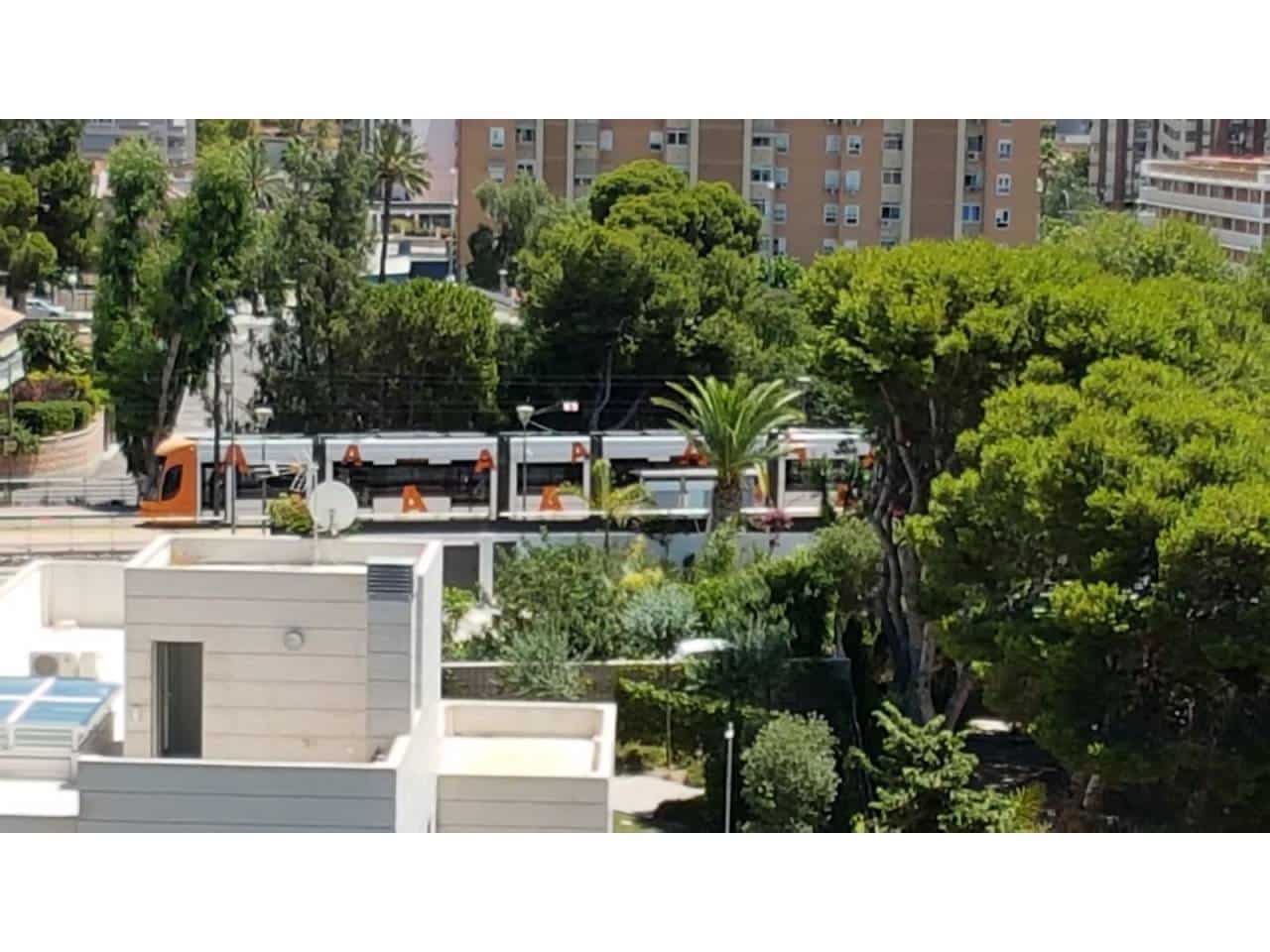 1 makuuhuone Asunto vuokrattavana paikassa Alicante kaupunki mukana uima-altaan 
autotalli - 950 € (Ref: 4763508)