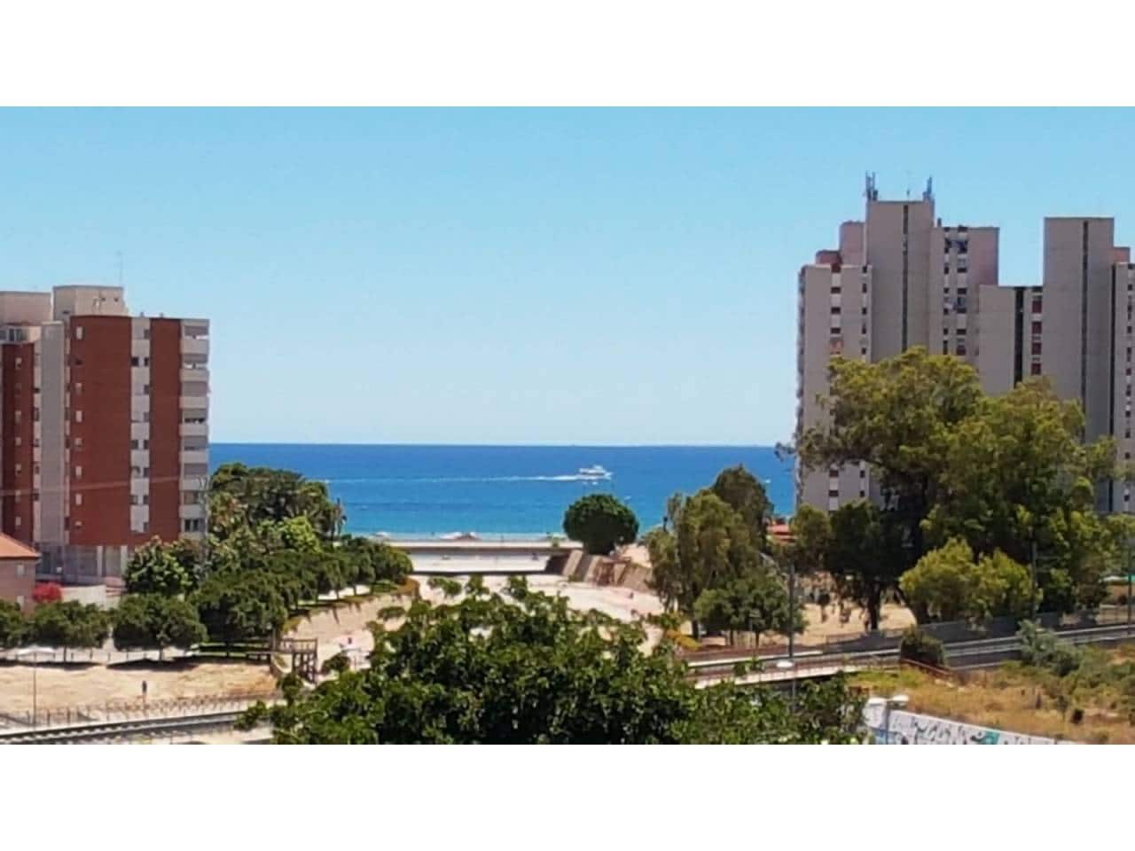 1 makuuhuone Asunto vuokrattavana paikassa Alicante kaupunki mukana uima-altaan 
autotalli - 950 € (Ref: 4763508)