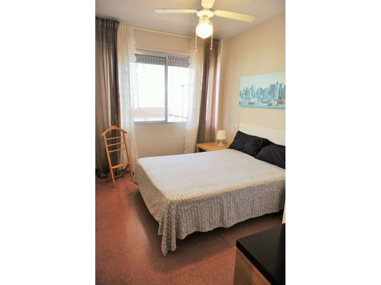 3 slaapkamer Flat te huur in Alicante stad met zwembad garage - € 1.200 (Ref: 4797435)