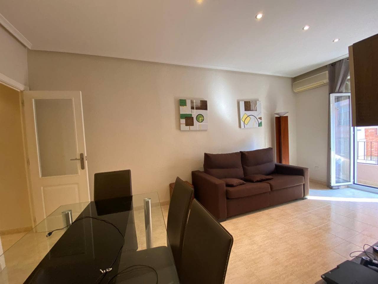 1 sypialnia Mieszkanie do wynajęcia w Miasto Alicante / Alacant - 800 € (Ref: 5079281)