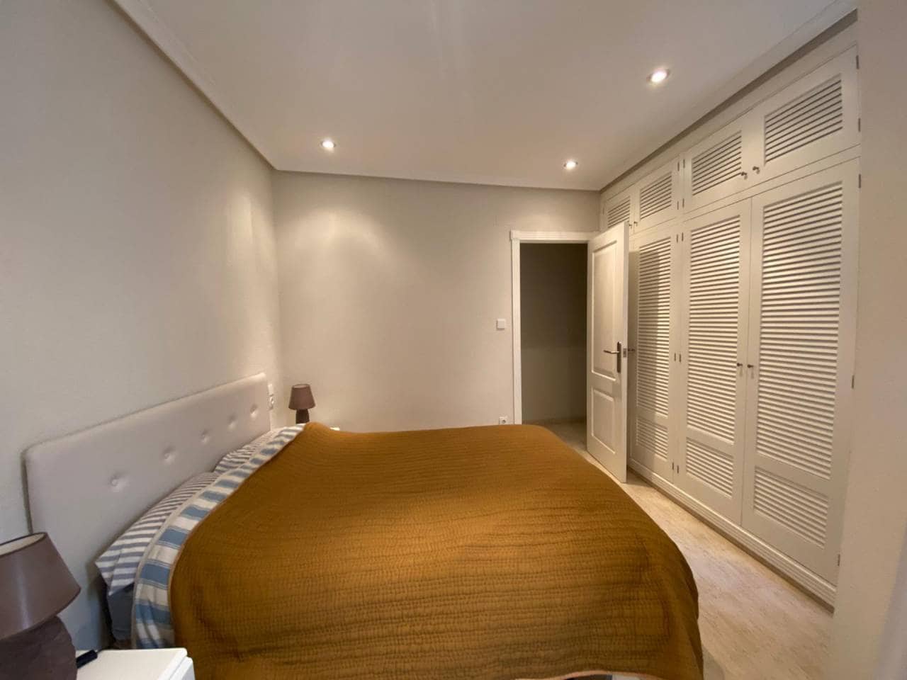 1 sypialnia Mieszkanie do wynajęcia w Miasto Alicante / Alacant - 800 € (Ref: 5079281)