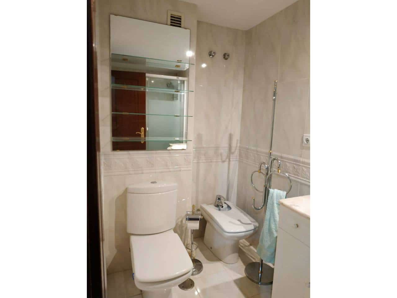 4 soveværelse Lejlighed til leje i Alicante by med garage - € 1.300 (Ref: 5128141)