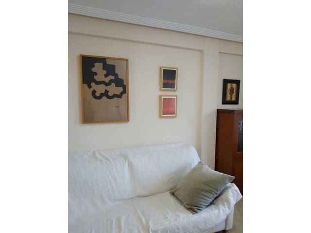 4 quarto Apartamento para arrendar em Alicante cidade com garagem - 1 300 € (Ref: 5128141)