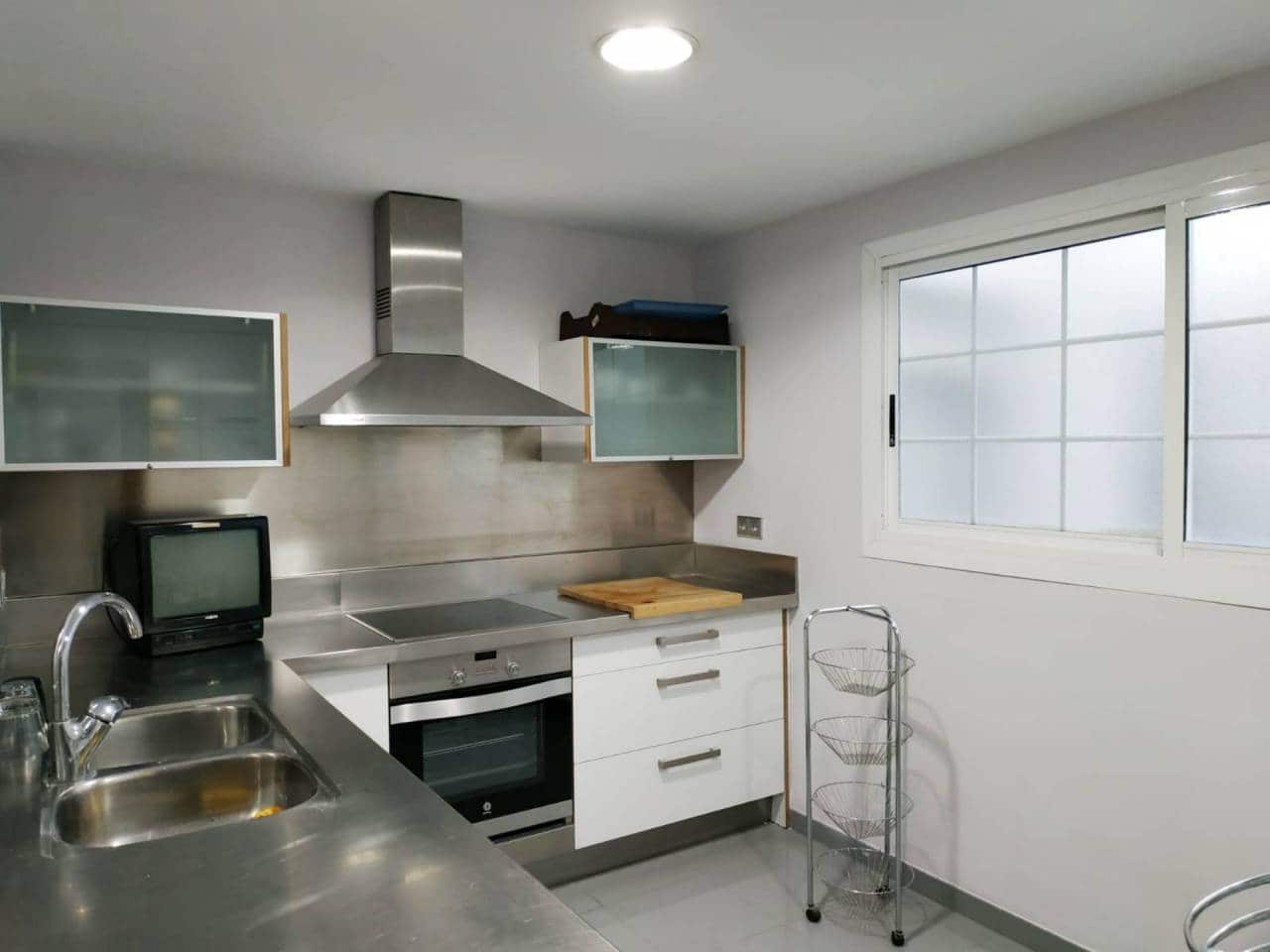 4 soveværelse Lejlighed til leje i Alicante by med garage - € 1.300 (Ref: 5128141)