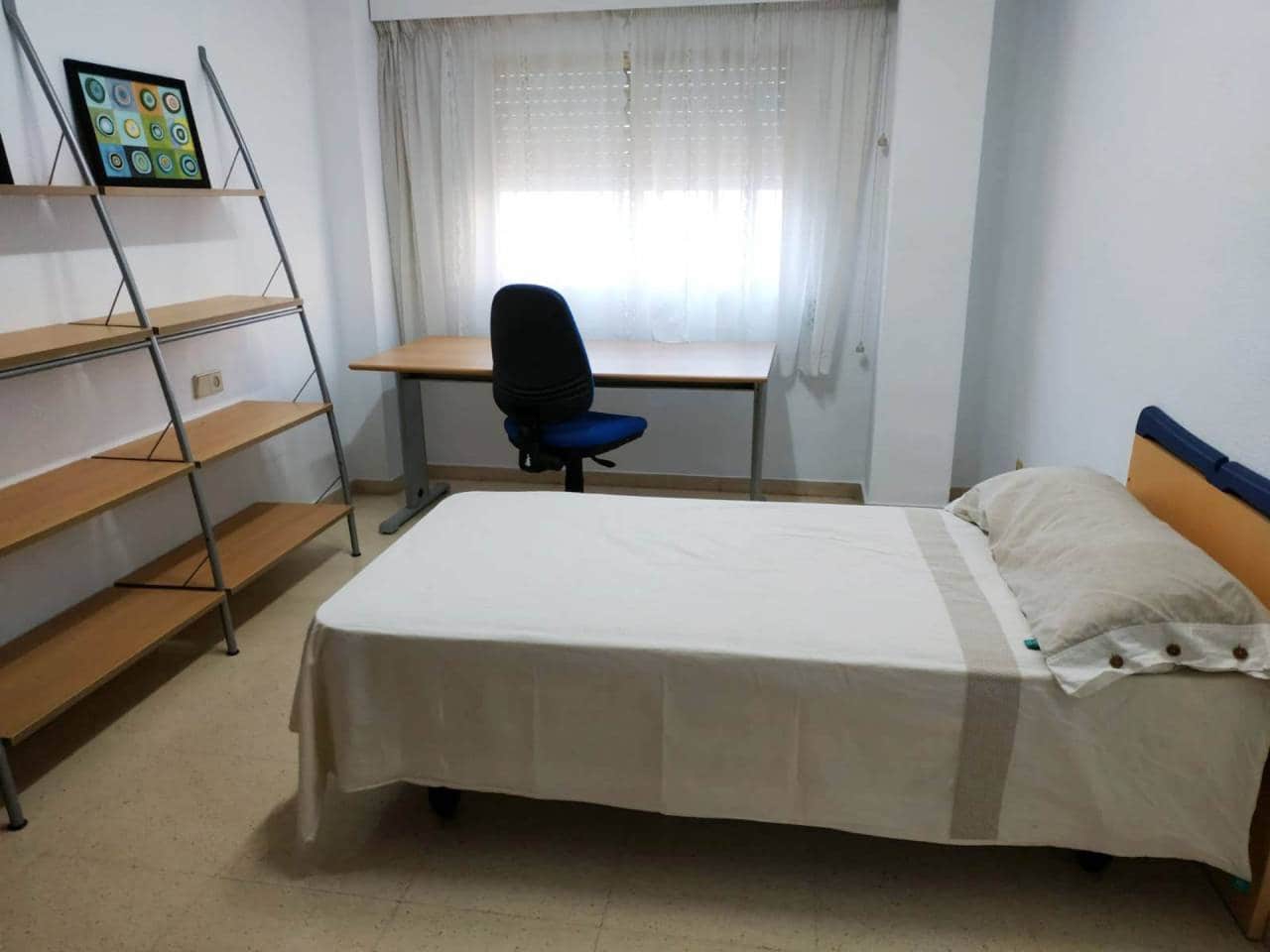 4 soveværelse Lejlighed til leje i Alicante by med garage - € 1.300 (Ref: 5128141)