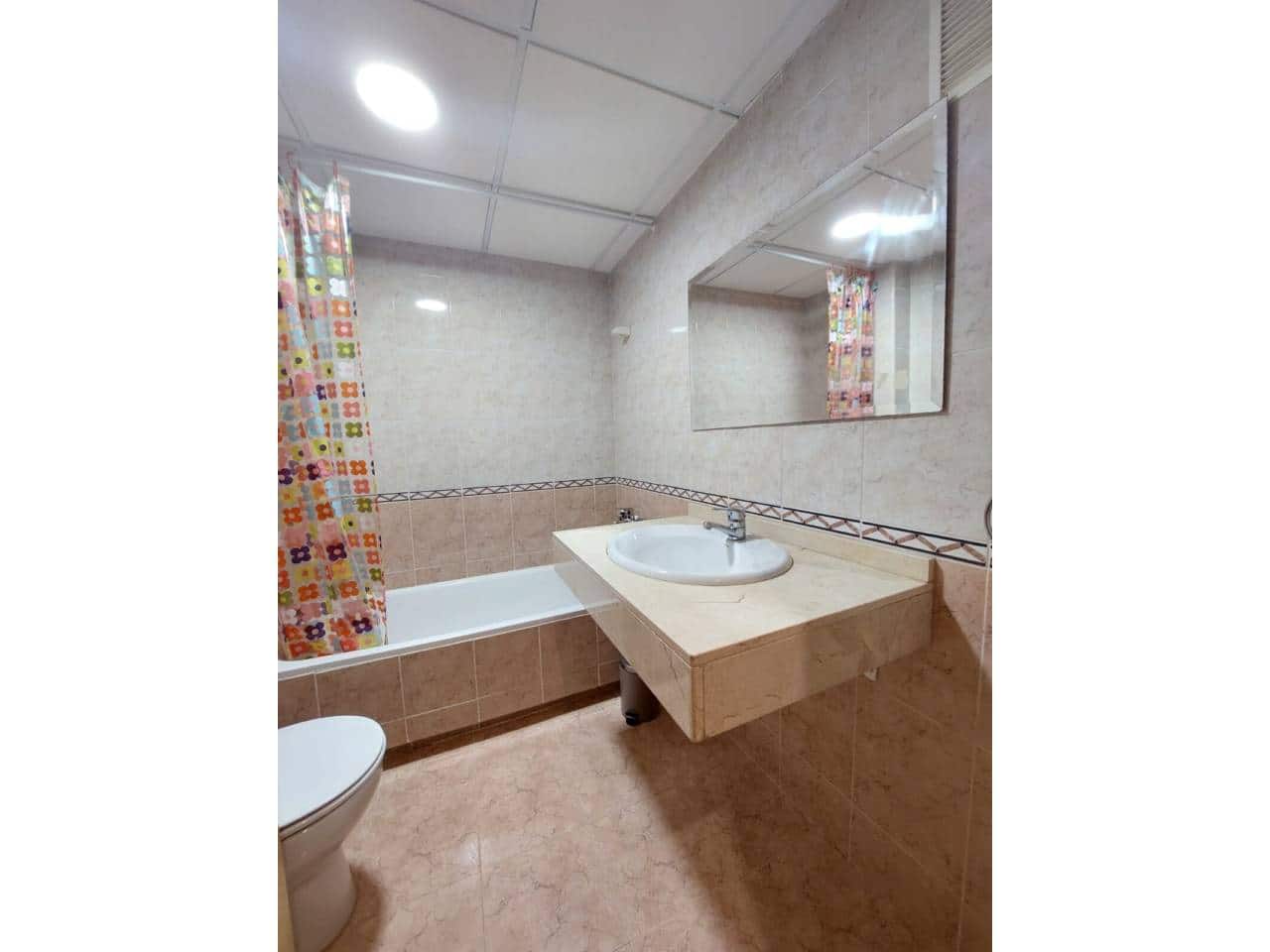 3 bedroom Flat for rent in Alicante / Alacant city with pool garage - € 1,400 (Ref: 5245117)