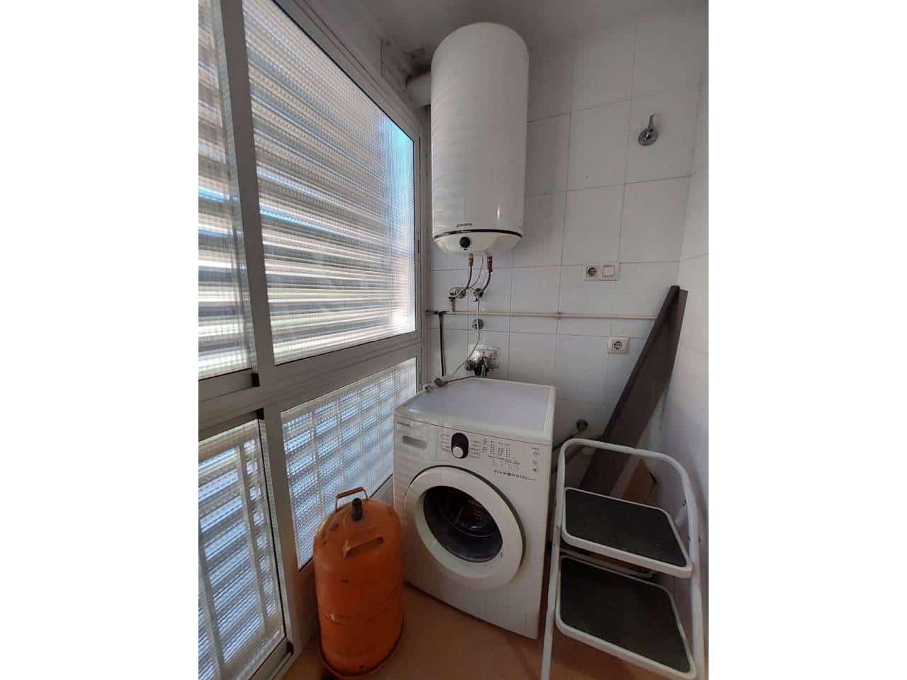 3 bedroom Flat for rent in Alicante / Alacant city with pool garage - € 1,400 (Ref: 5245117)