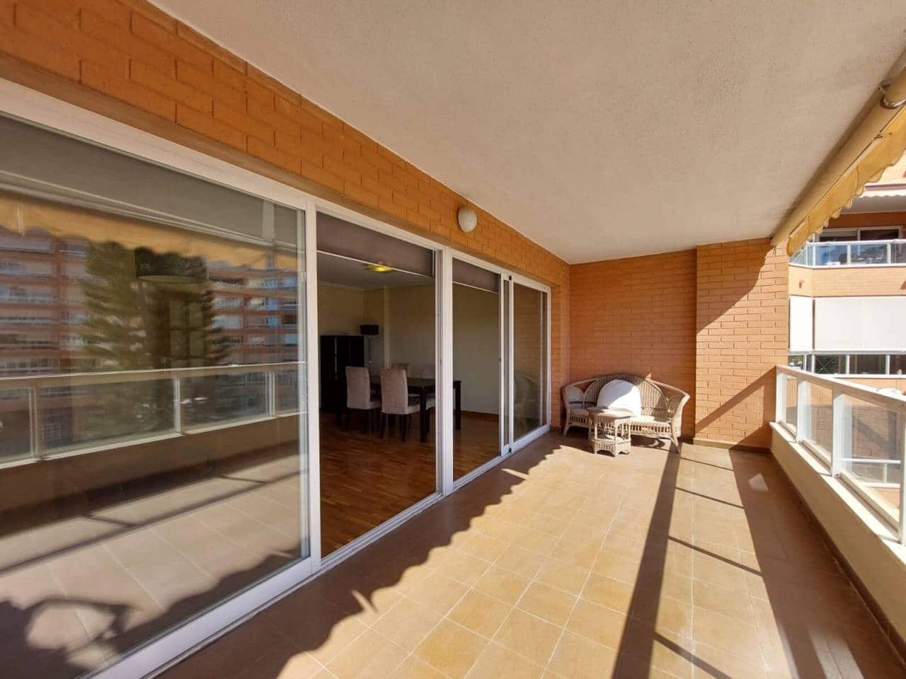 3 bedroom Flat for rent in Alicante / Alacant city with pool garage - € 1,400 (Ref: 5245117)