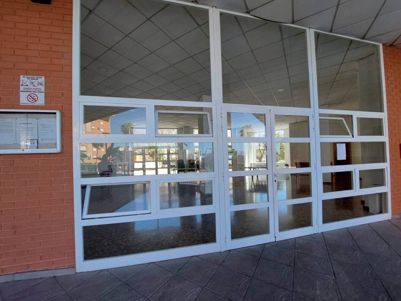 3 bedroom Flat for rent in Alicante / Alacant city with pool garage - € 1,400 (Ref: 5245117)