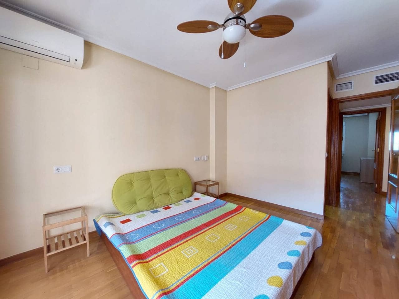 3 bedroom Flat for rent in Alicante / Alacant city with pool garage - € 1,400 (Ref: 5245117)
