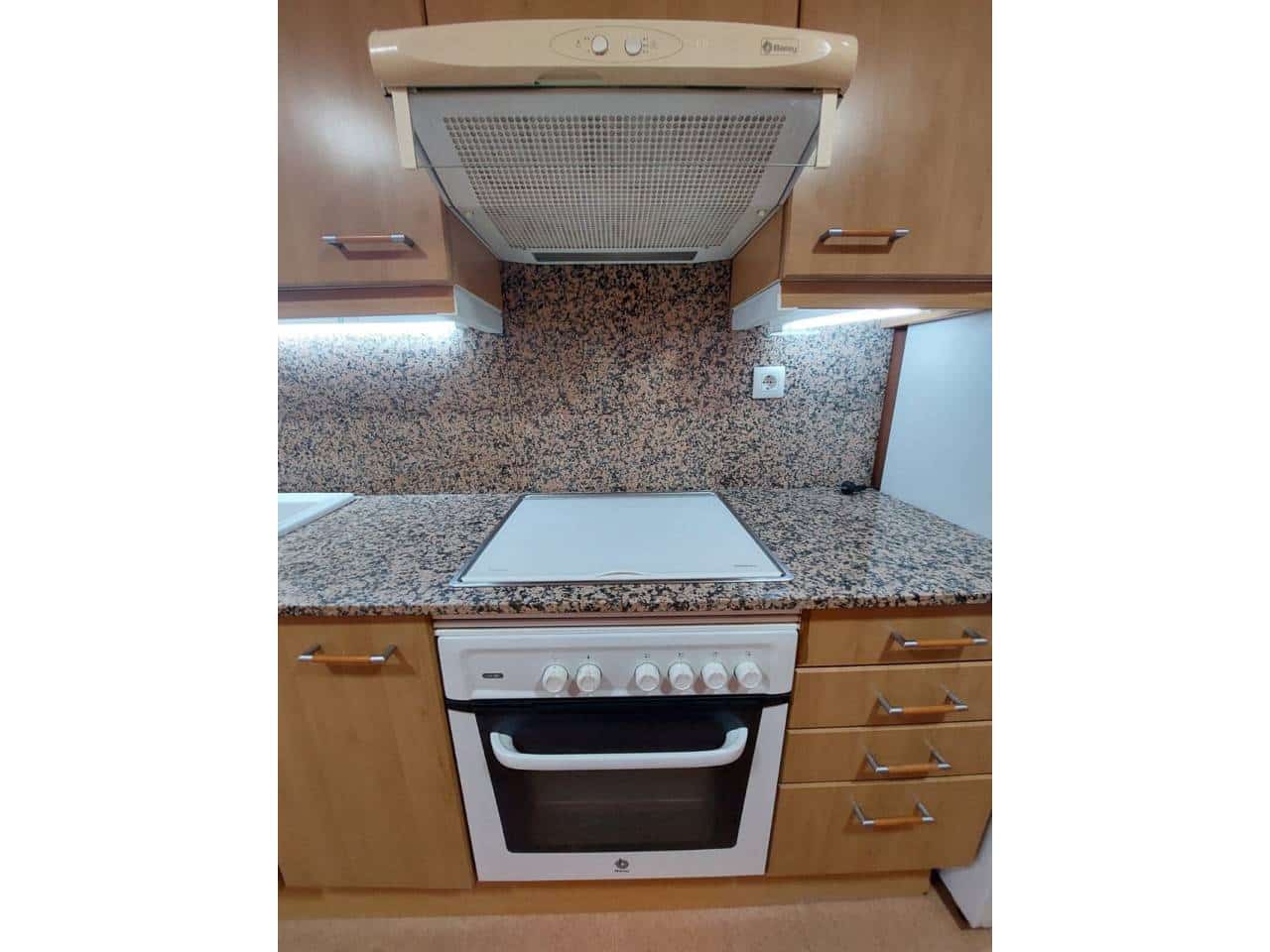 3 bedroom Flat for rent in Alicante / Alacant city with pool garage - € 1,400 (Ref: 5245117)