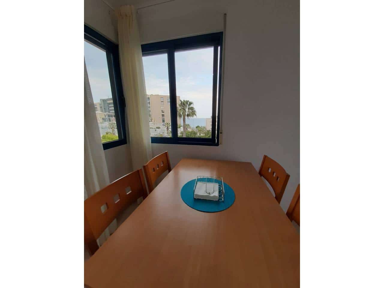 2 bedroom Flat for rent in Alicante / Alacant city with pool garage - € 950 (Ref: 5308728)