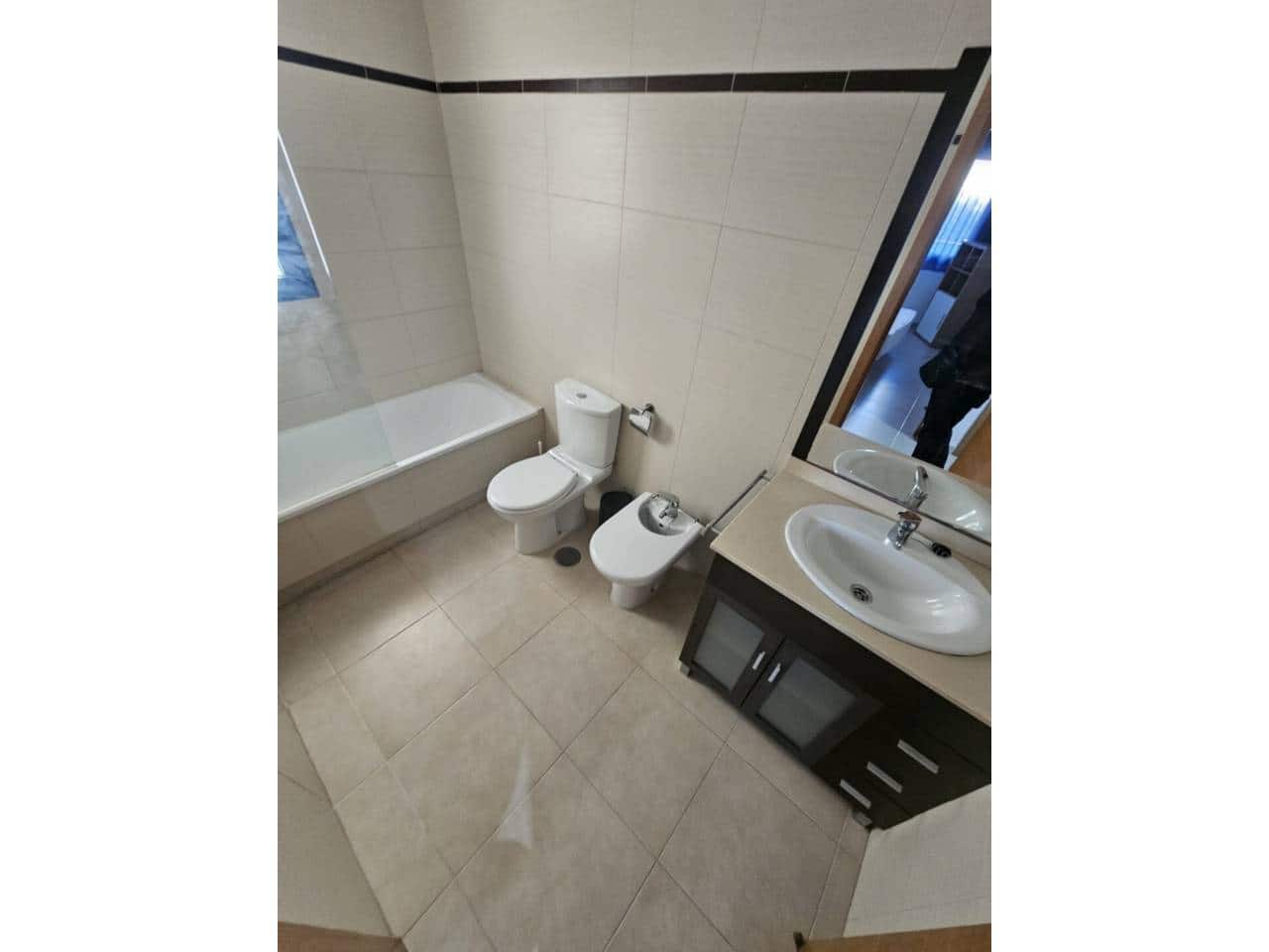 2 bedroom Flat for rent in Alicante / Alacant city with pool garage - € 950 (Ref: 5308728)